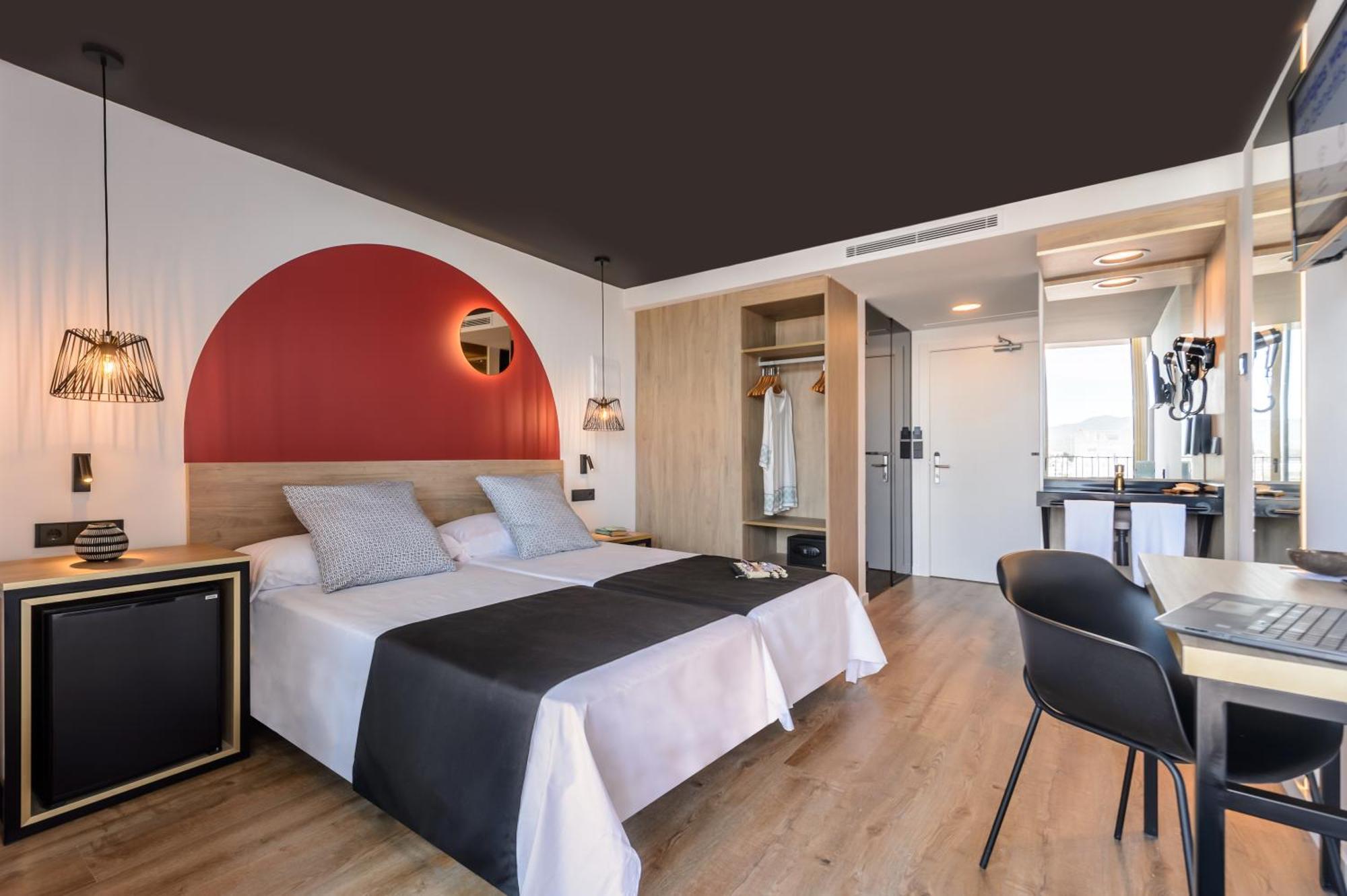Hotel Vibra District - Adults Only San Antonio  Luaran gambar